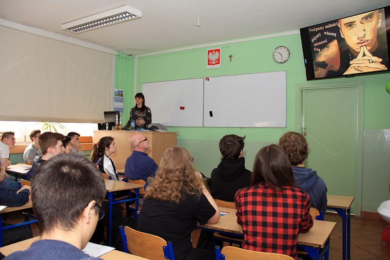 Spotkanie z uczniami z Rybnika - Edukacja Artystyczna w zakresie sztuk plastycznych Racibórz (fot. G. Habrom-Rokosz)