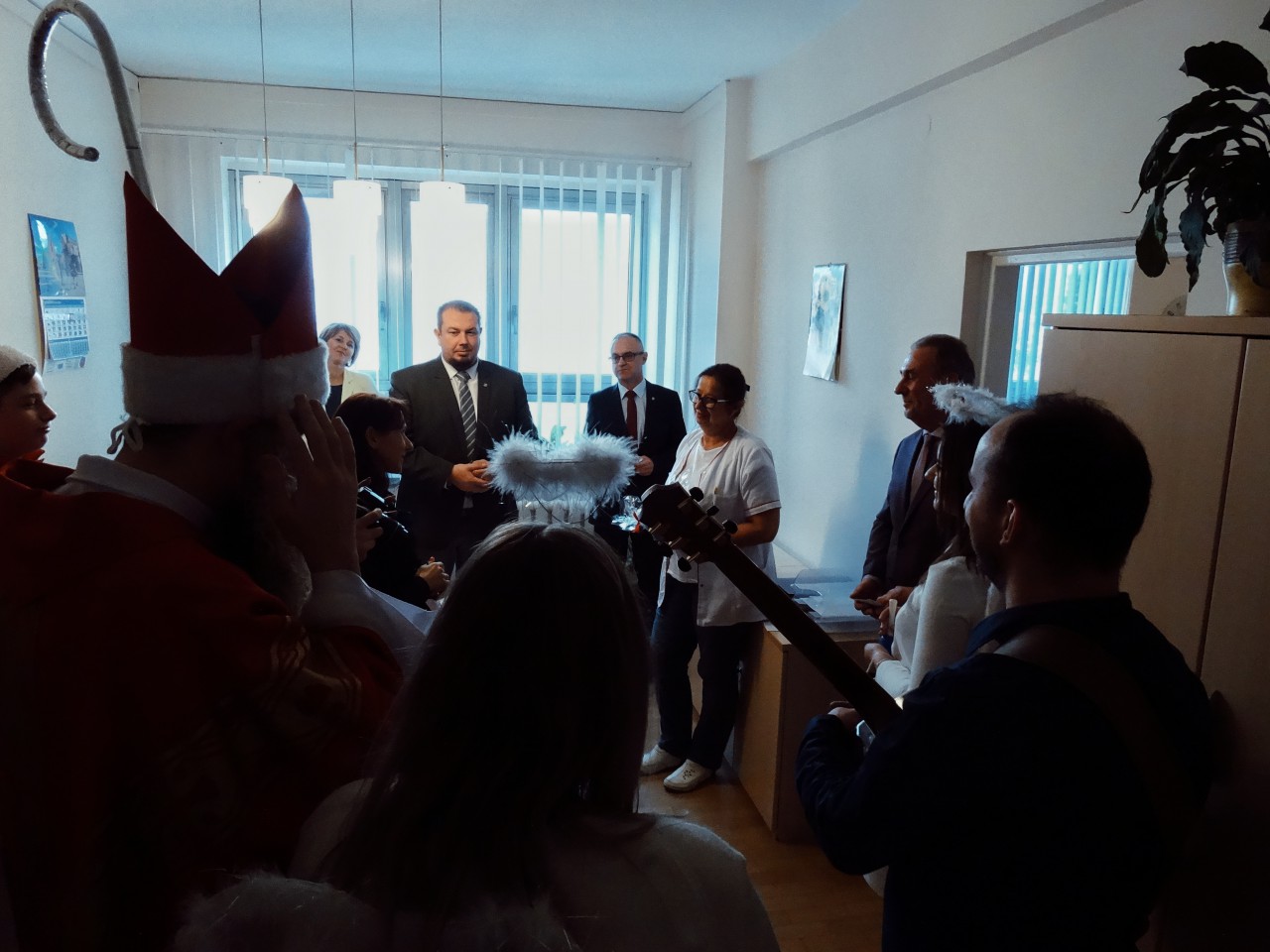Mikołajki 2018 w szpitalu (fot. A. Wojtowicz FOTON)